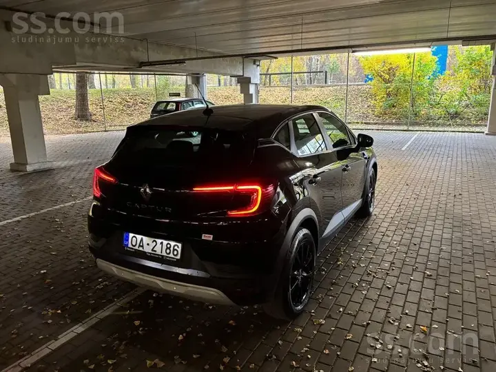 Renault Captur 2023 photo 4