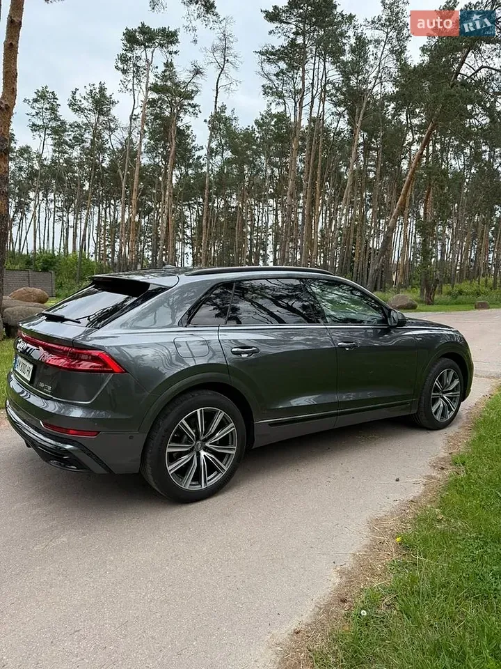 Audi Q8 2019 photo 2
