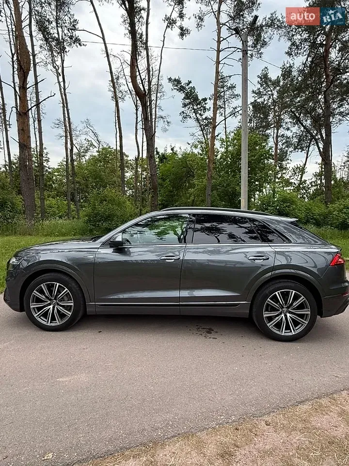 Audi Q8 2019 photo 5