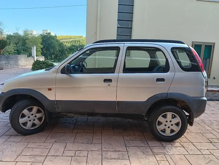 Daihatsu Terios 2003 photo 2