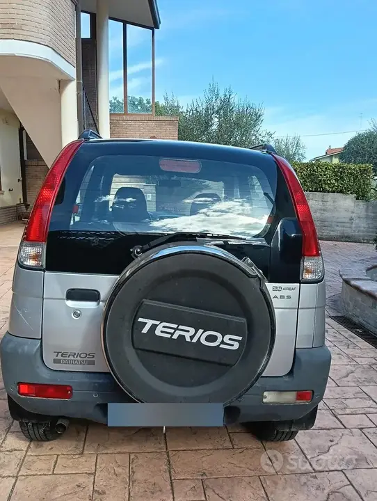 Daihatsu Terios 2003 photo 4