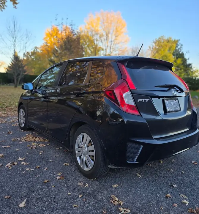 Honda Fit 2015 photo 3