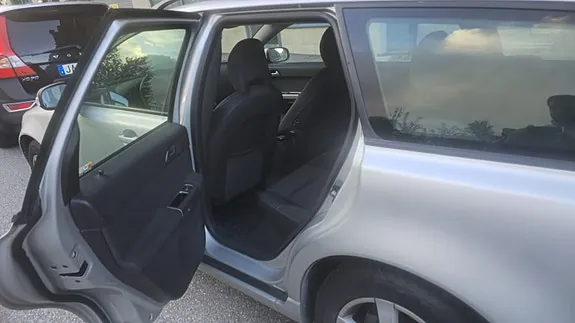 Volvo V50 2009 photo 5