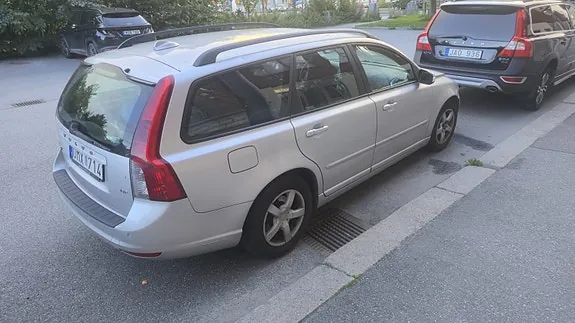 Volvo V50 2009 photo 3