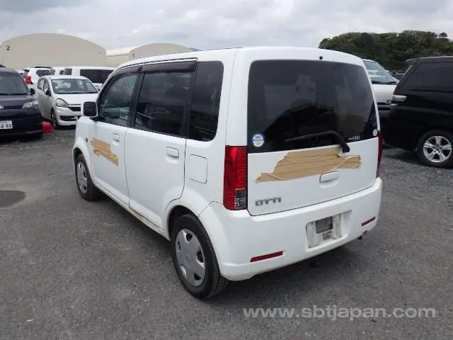 Nissan Otti S 2011 photo 3
