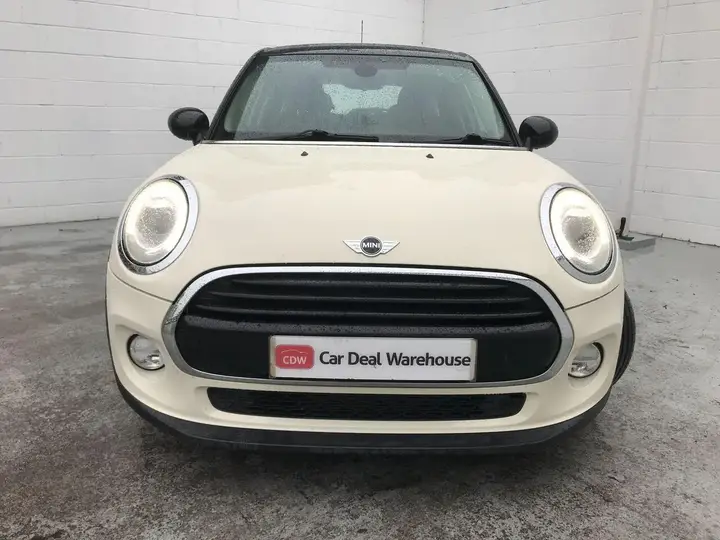 Mini Hatch 2017 photo 3