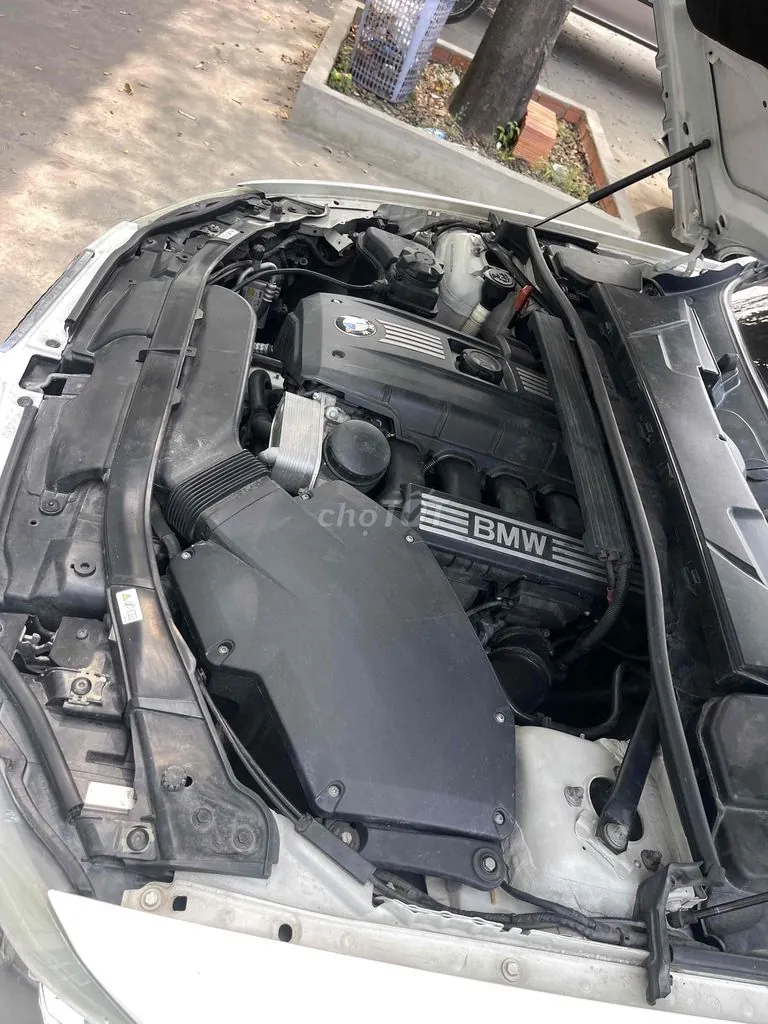 BMW 3 Series 2011 photo 5