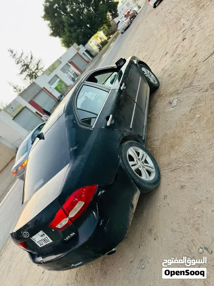 Kia Lotus 2010 photo 4