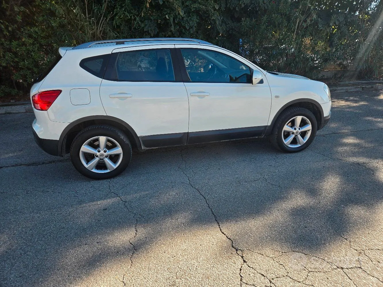 Nissan Qashqai 2009 photo 2