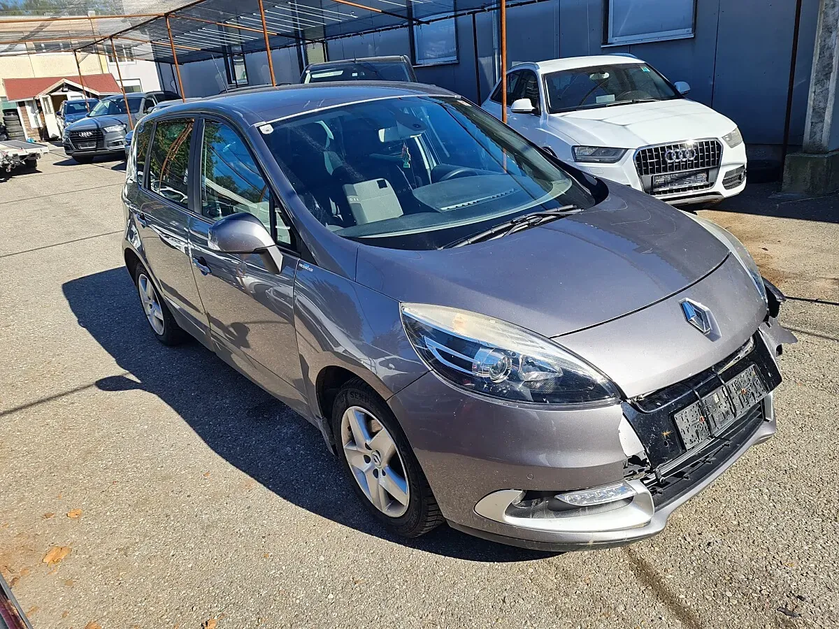 Renault Scenic 2012 photo 3