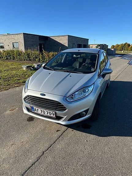 Ford Fiesta 2013 photo 3