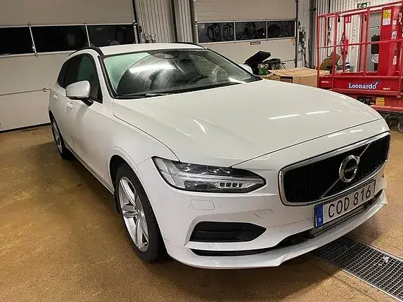 Volvo V90 2018 photo 2