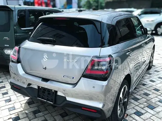 Suzuki Swift 2024 photo 4