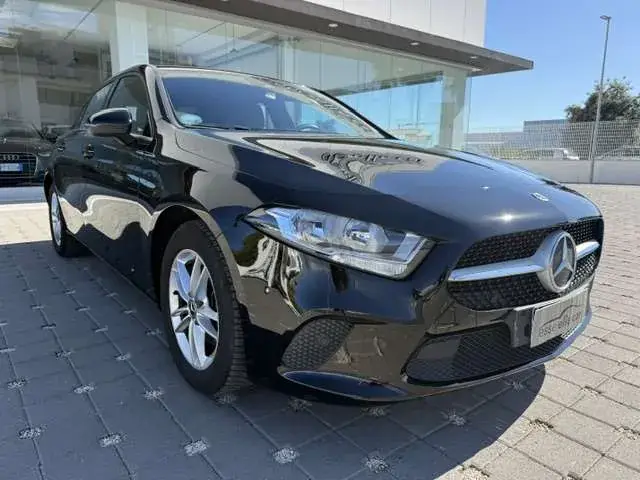 Mercedes-Benz A 200 2019 photo 3