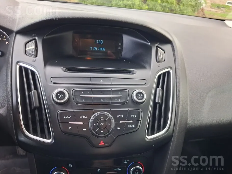 Ford Focus 2015 photo 3