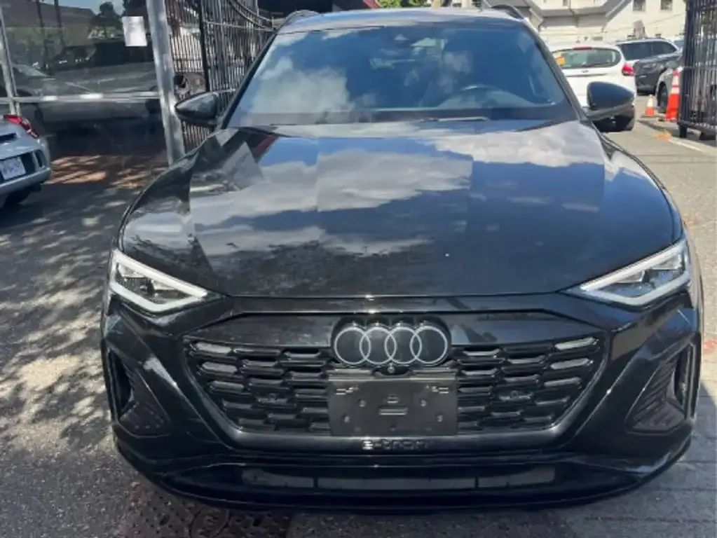 Audi Sq8 2024 photo 2