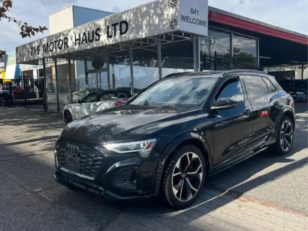 Audi Sq8
