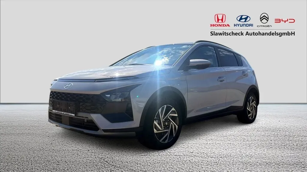 Hyundai Bayon photo 2