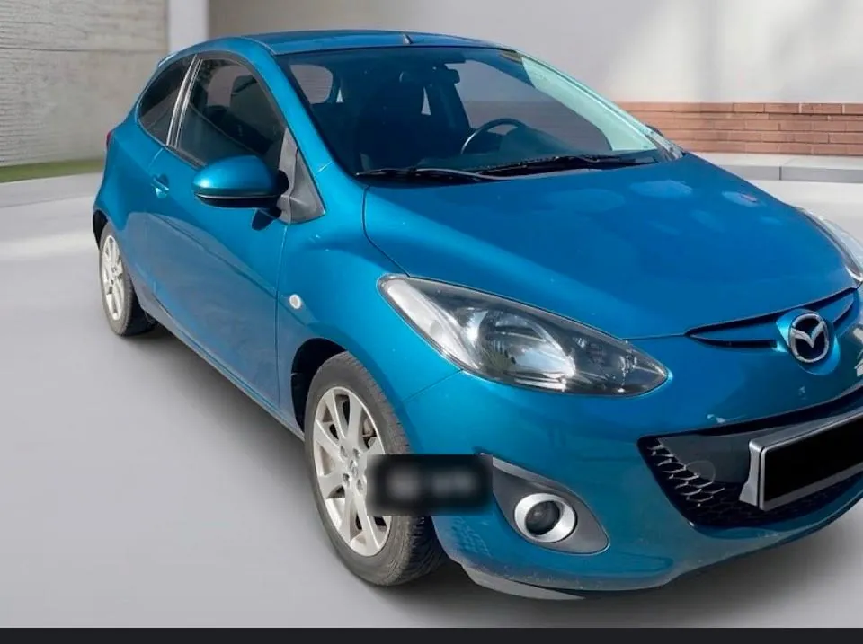 Mazda 2
