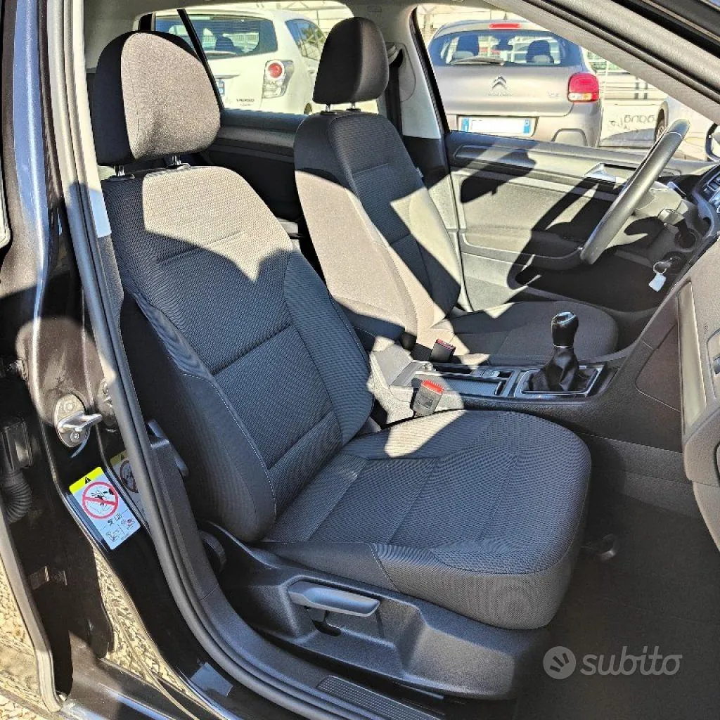 Volkswagen Golf 2018 photo 5