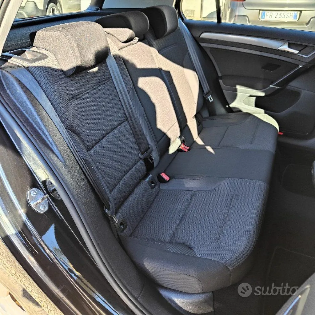 Volkswagen Golf 2018 photo 4