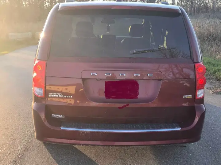 Dodge Grand Caravan 2019 photo 3