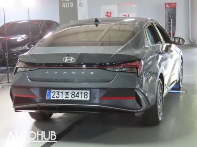 Hyundai Avante 2025 photo 3
