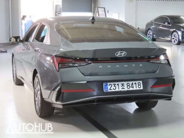 Hyundai Avante 2025 photo 4