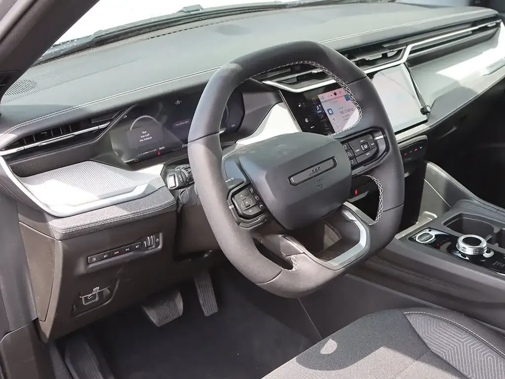 Jeep Cherokee 2026 photo 5