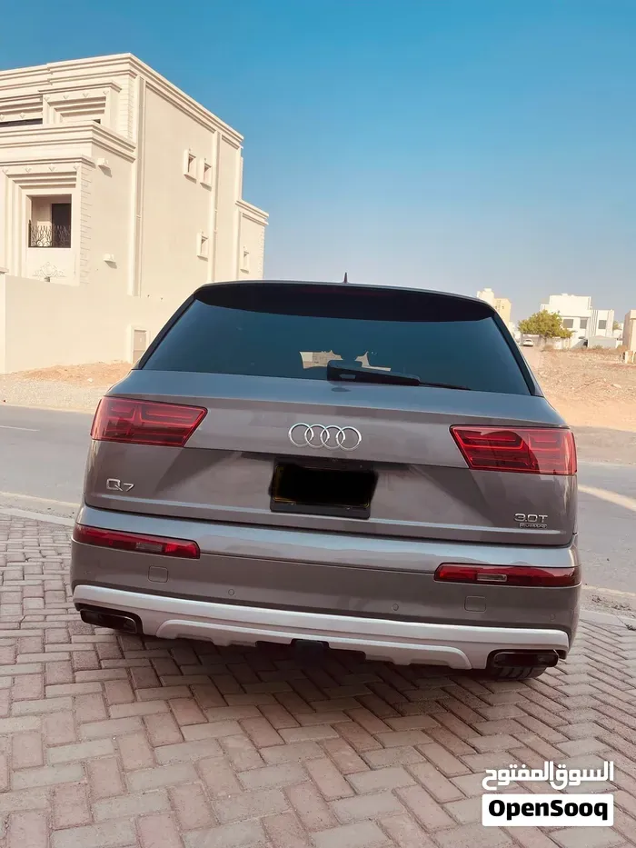 Audi Q7 2017 photo 4