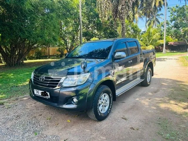 Toyota Hilux 2015 photo 3