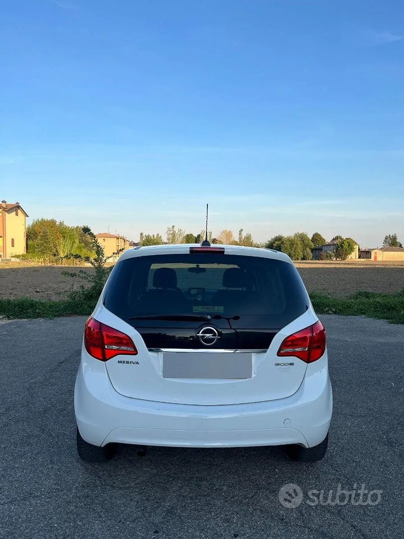 Opel Meriva 2016 photo 2