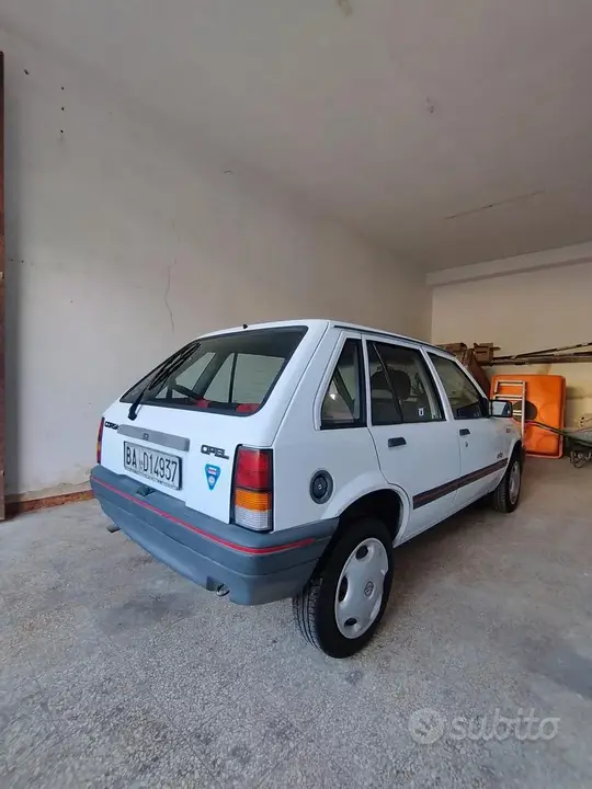 Opel Corsa 1991 photo 4