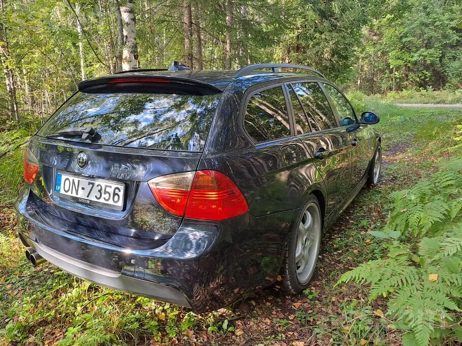 BMW 330I 2008 photo 3