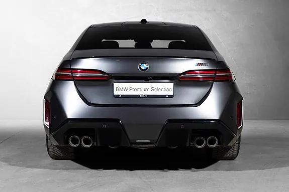 BMW M5 2025 photo 3