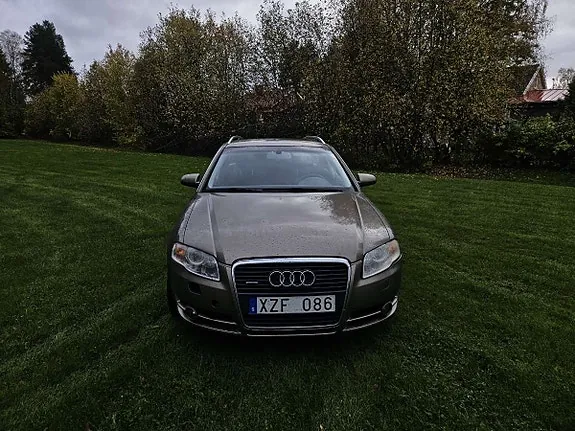 Audi A4 2007 photo 2