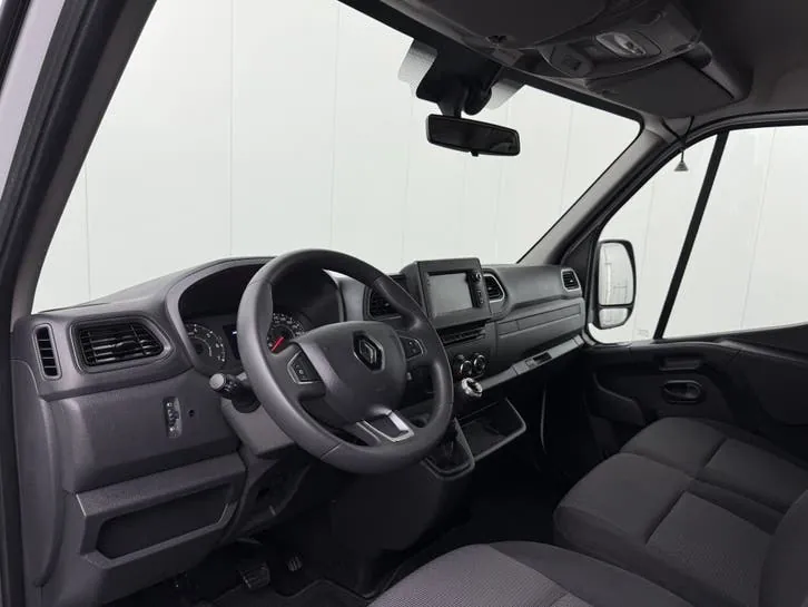 Renault Master 2024 photo 3