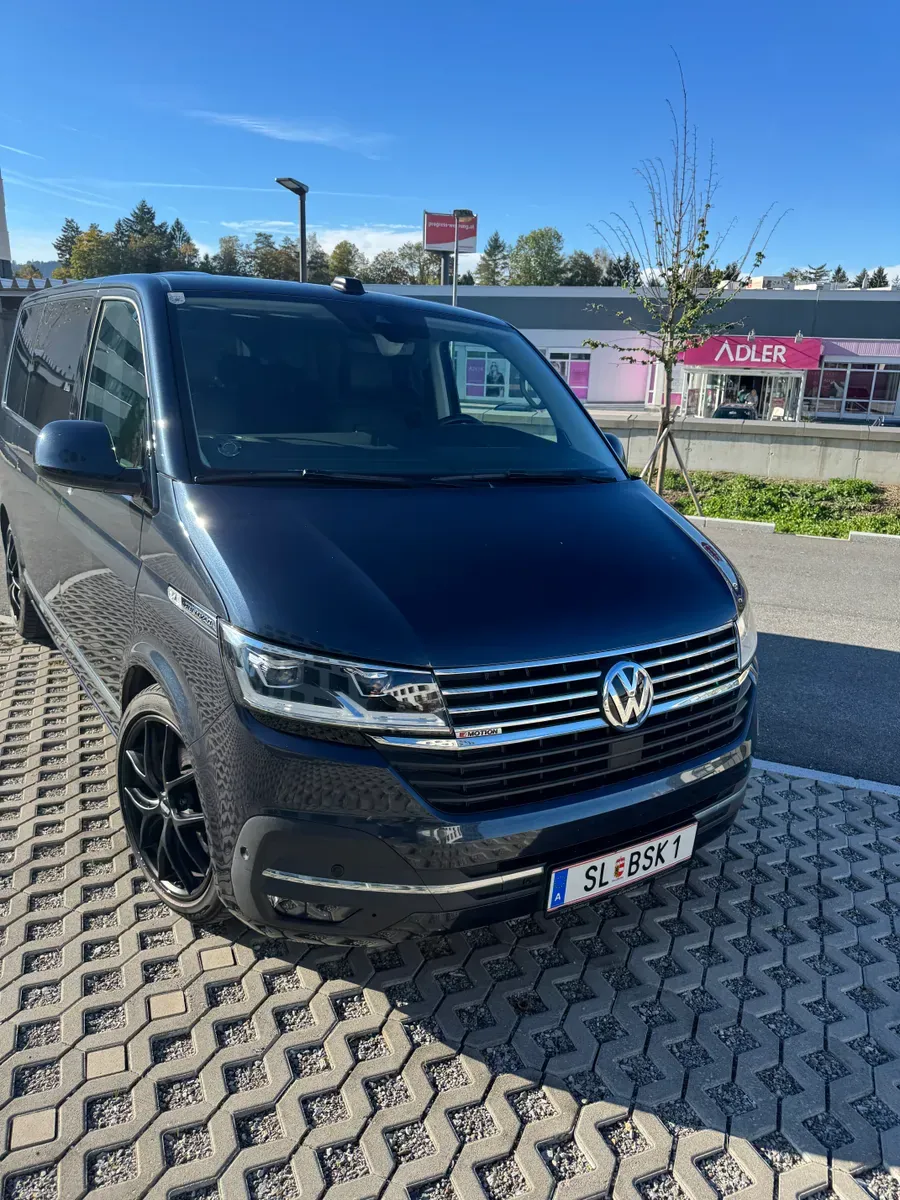 Volkswagen Multivan 2023 photo 2