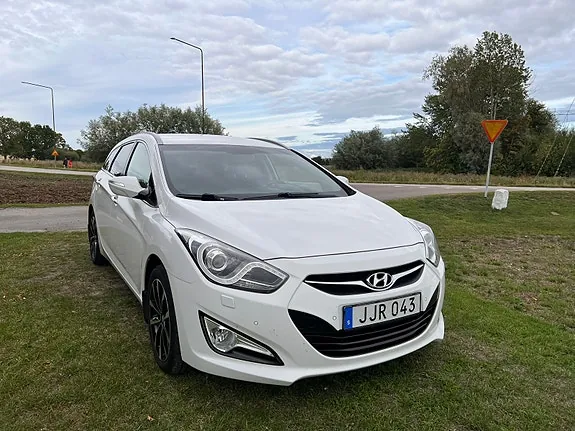 Hyundai I40