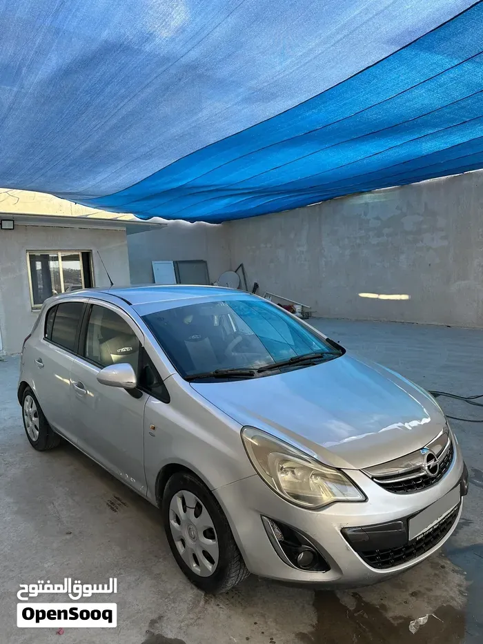 Opel Corsa 2011 photo 3