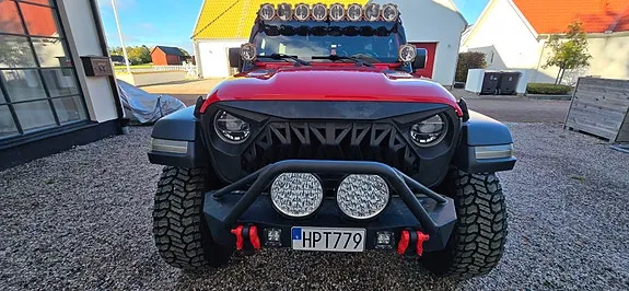Jeep Wrangler Unlimited 2018 photo 2
