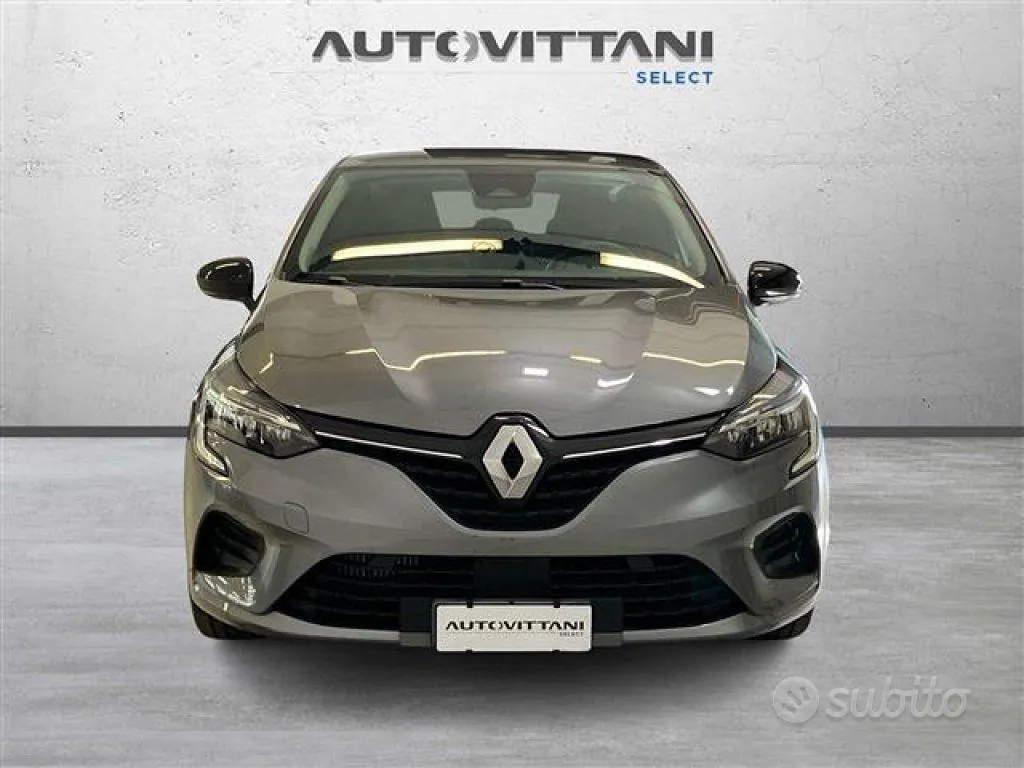 Renault Clio 2023 photo 2