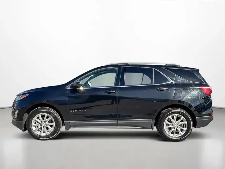 Chevrolet Equinox 2018 photo 2