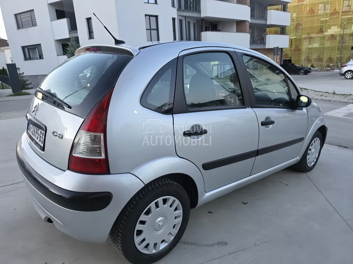 Citroen C3 2009 photo 4