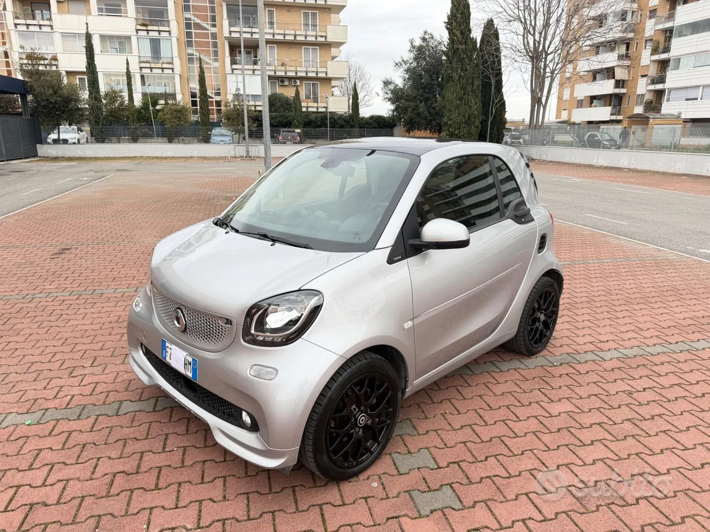 Smart Fortwo 2019 photo 4