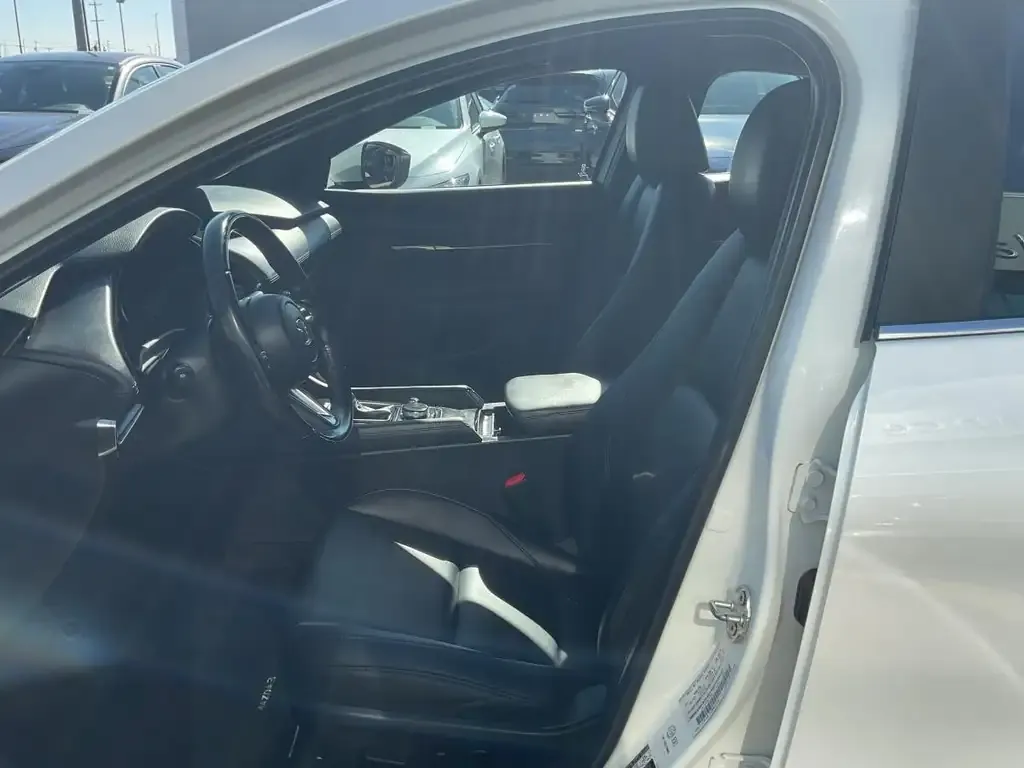 Mazda 3 2022 photo 5
