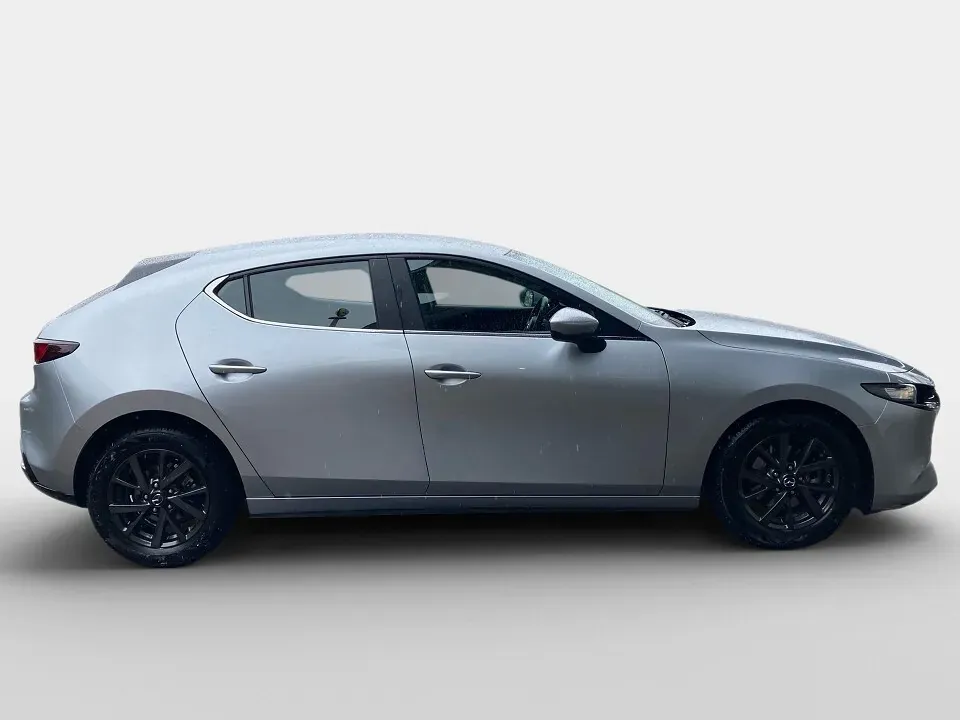 Mazda Mazda3 2019 photo 3