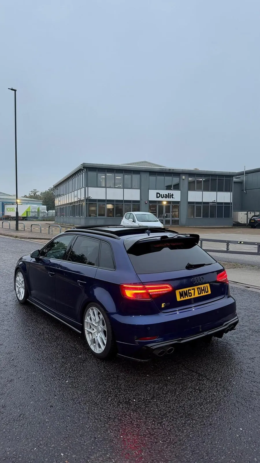 Audi S3 2017 photo 2