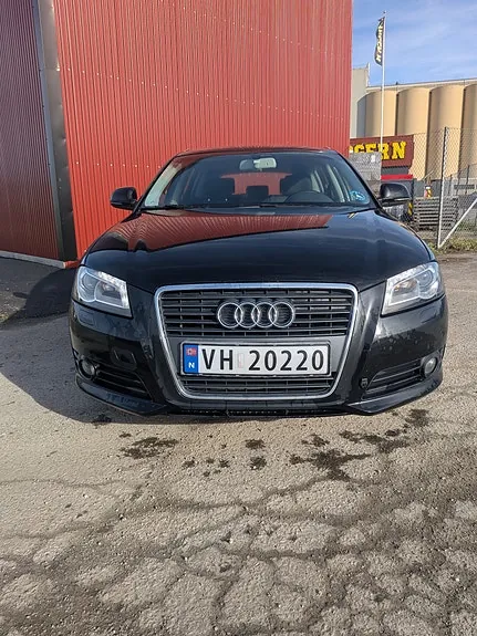 Audi A3 2010 photo 2