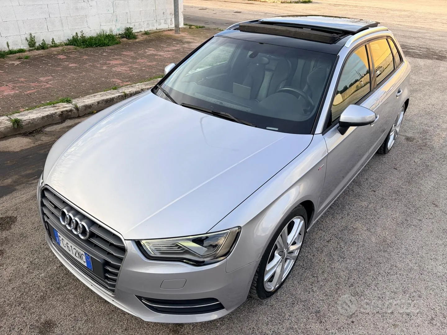 Audi A3 2015 photo 2